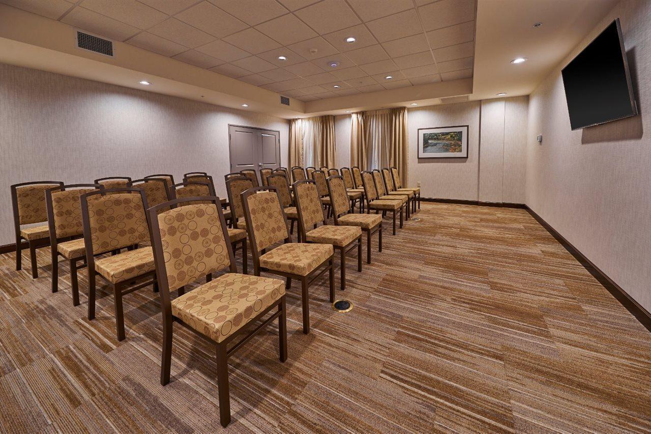 Hampton Inn&Suites Roseburg Bagian luar foto