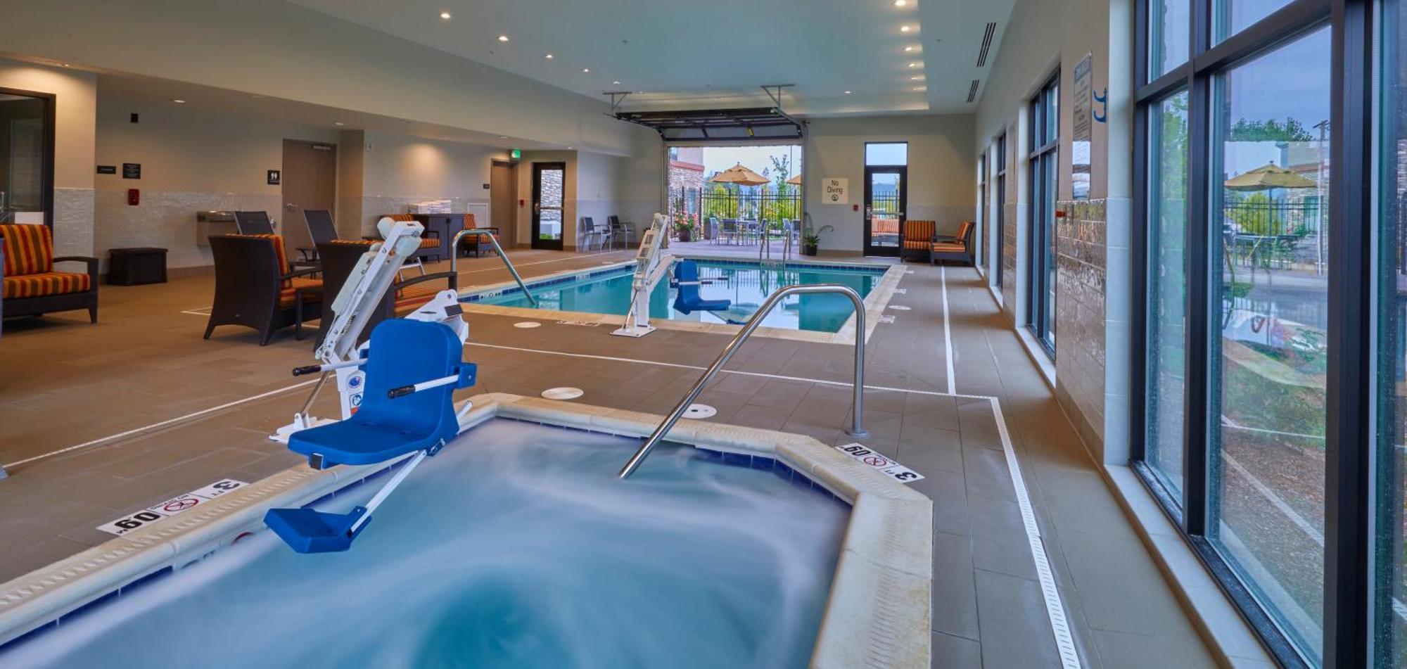 Hampton Inn&Suites Roseburg Bagian luar foto
