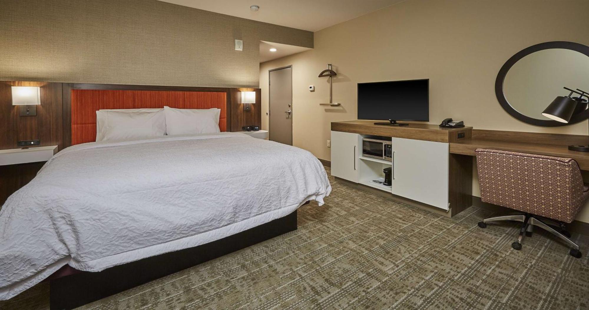 Hampton Inn&Suites Roseburg Bagian luar foto