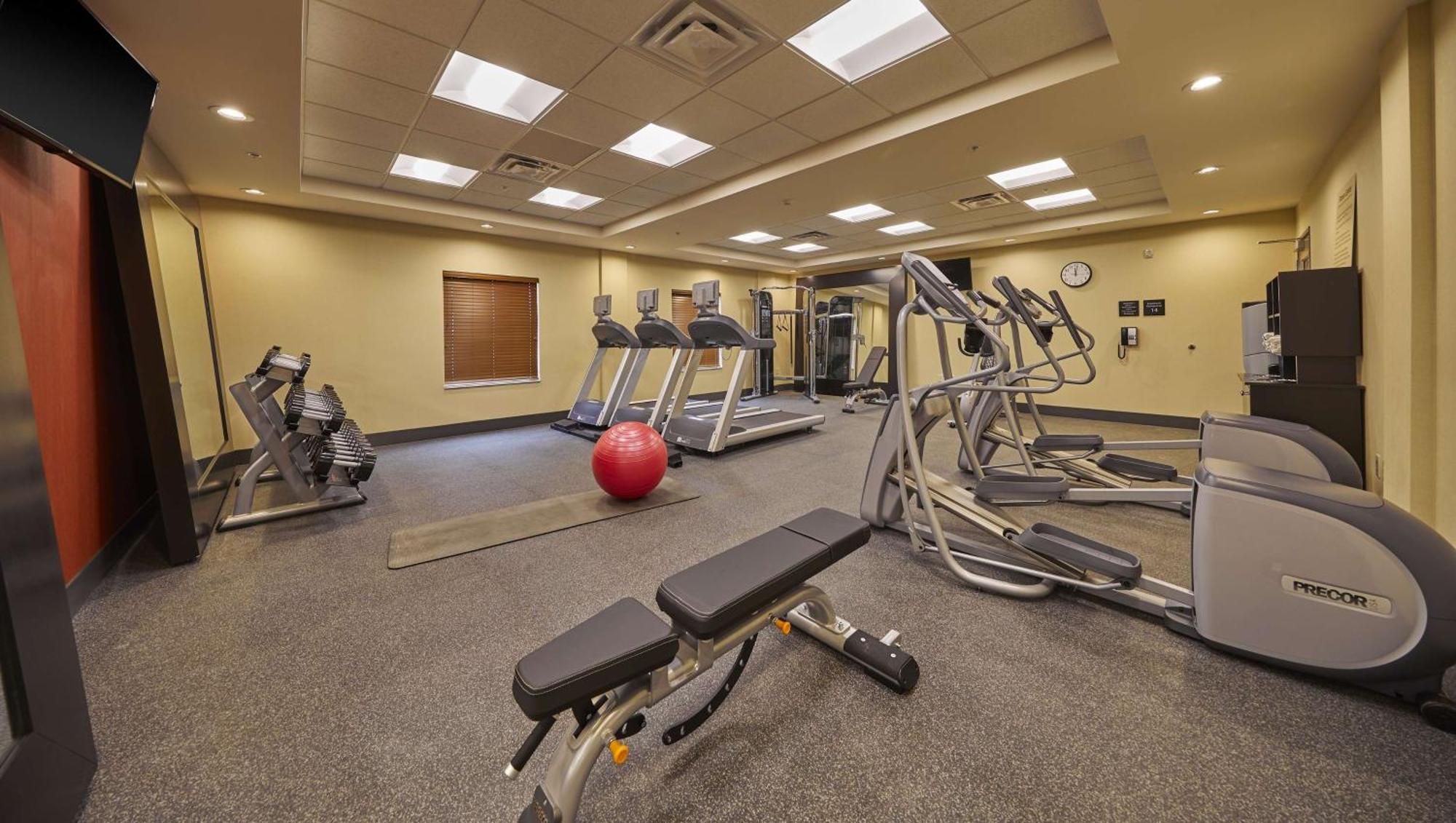 Hampton Inn&Suites Roseburg Bagian luar foto