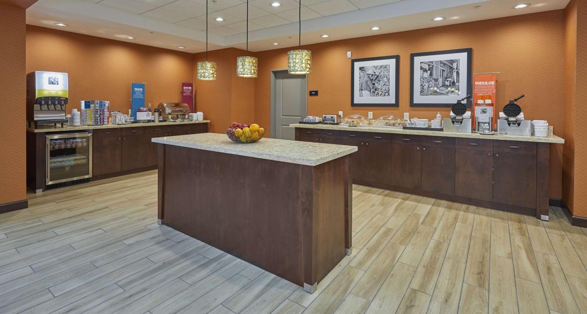 Hampton Inn&Suites Roseburg Bagian luar foto